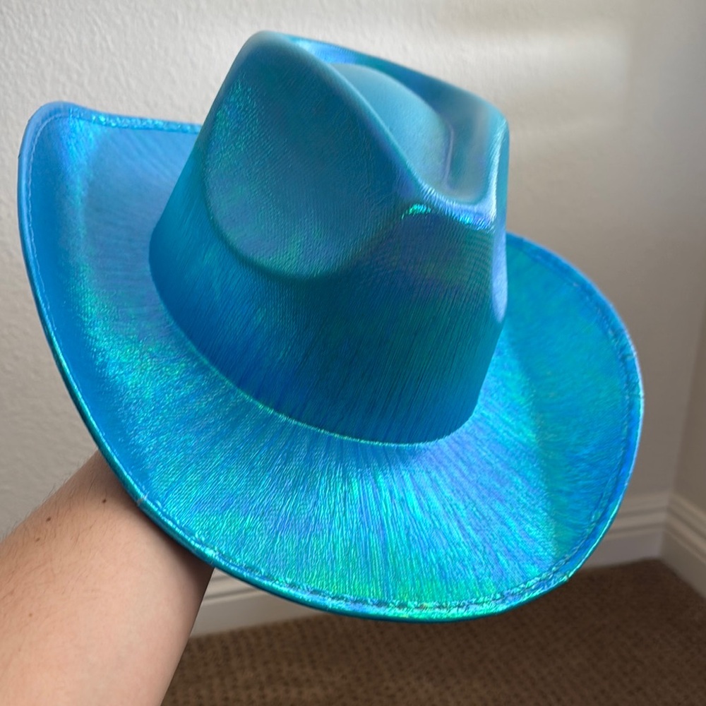 Hologrpahic Blue Cowboy Hat! 🤠 🩵